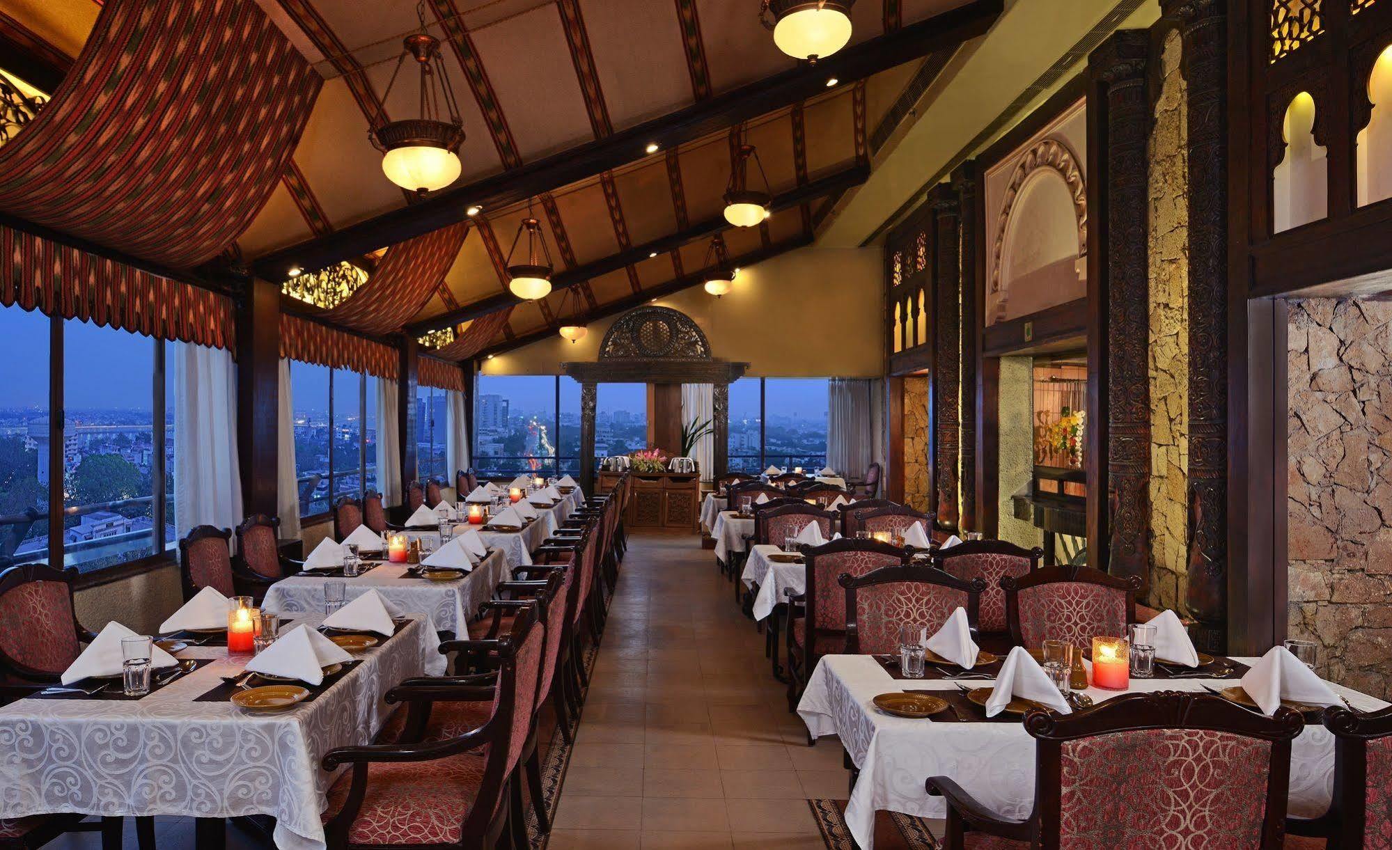 Fortune Landmark, Ahmedabad - Member Itc Hotels' Group Екстериор снимка